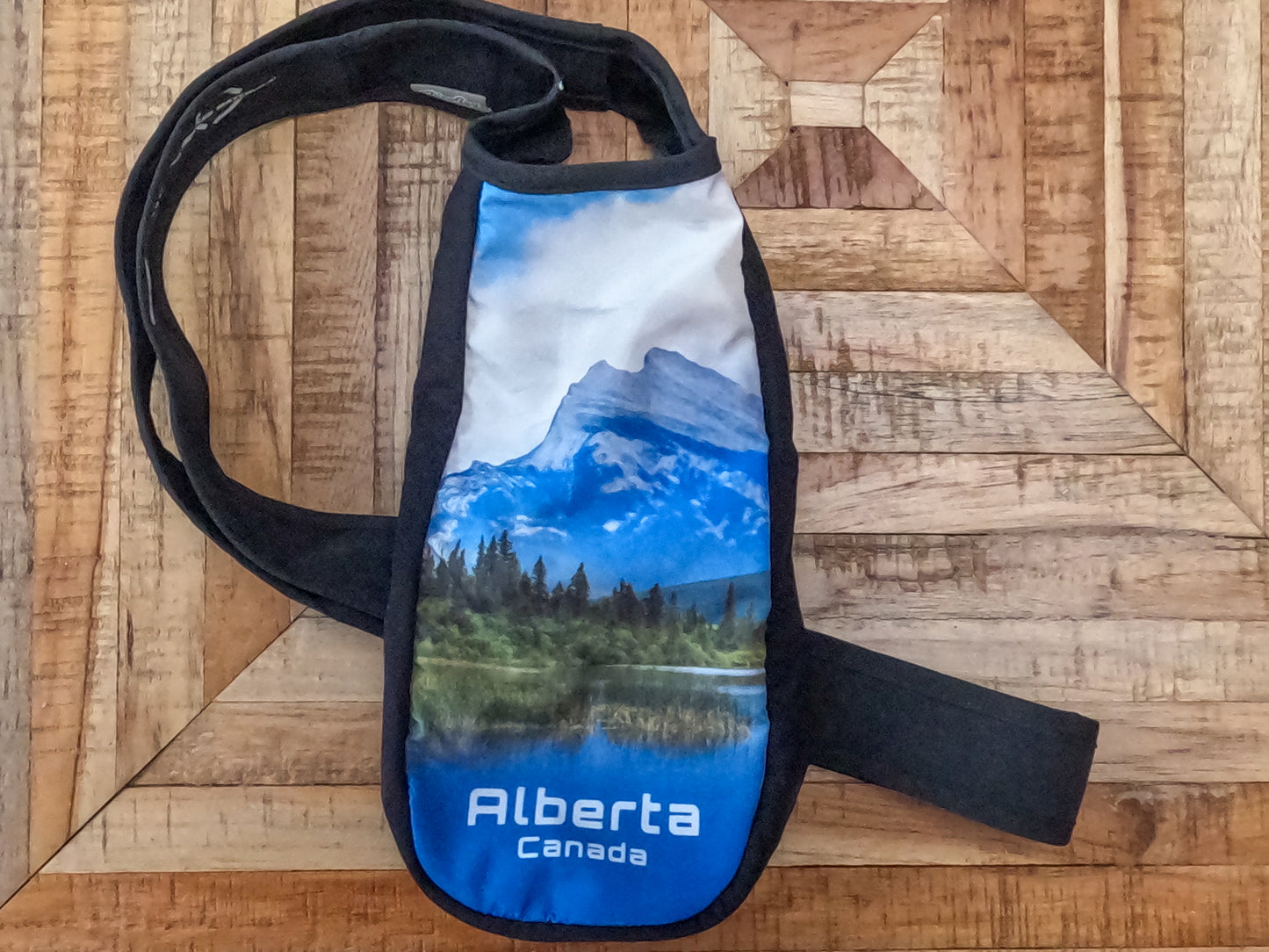 Chico Bag Bottle Sling